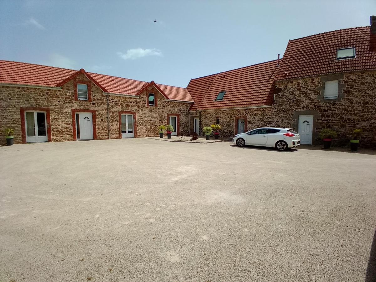 La Ferme d' Emerentine Bacilly Exterior foto