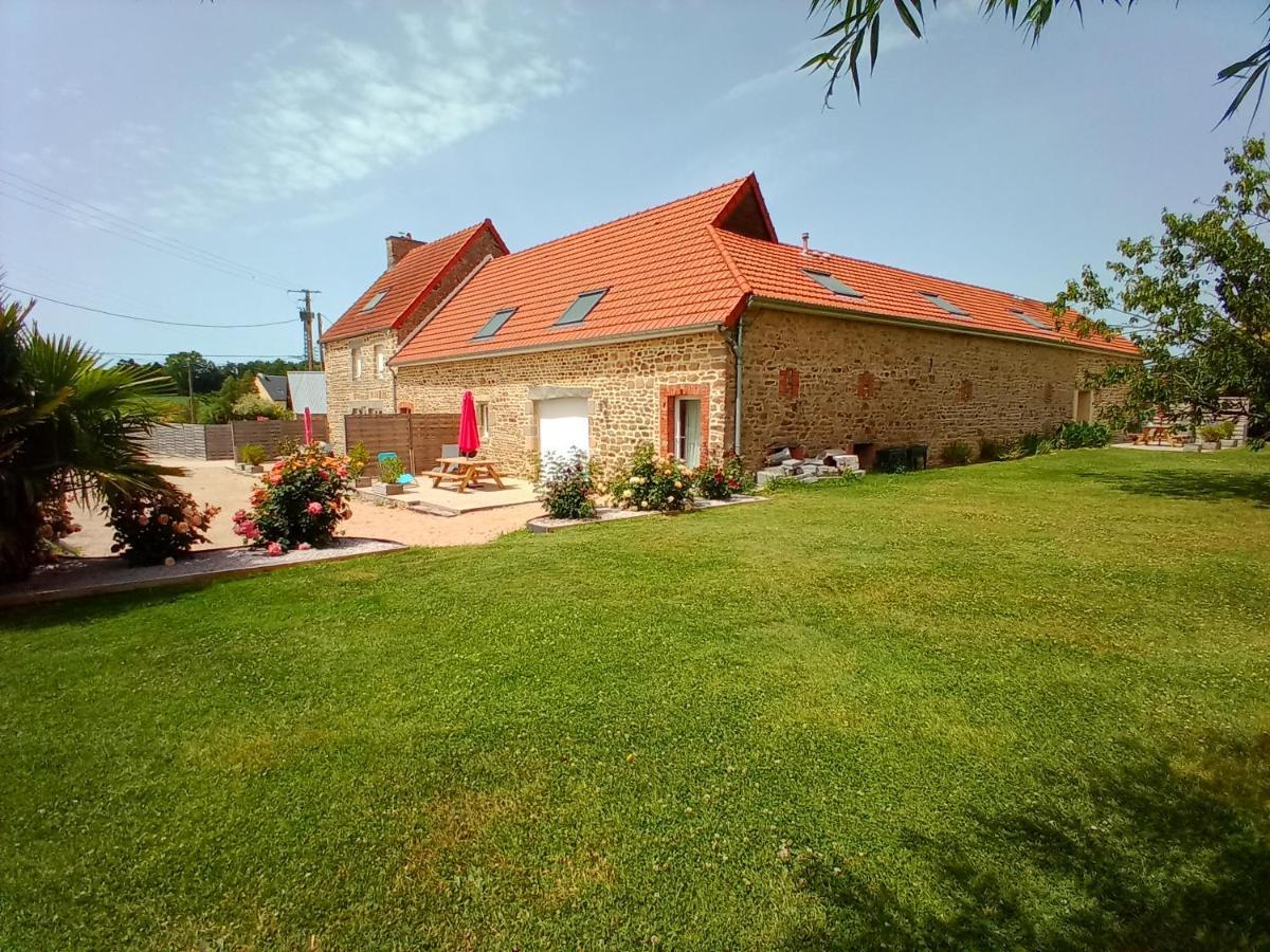 La Ferme d' Emerentine Bacilly Exterior foto