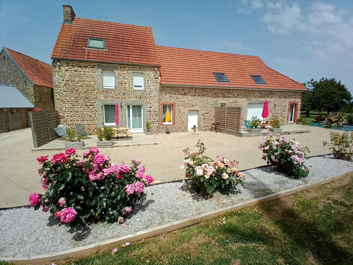 La Ferme d' Emerentine Bacilly Exterior foto
